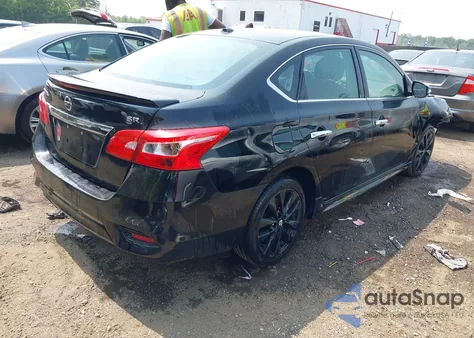 2017 Nissan Sentra Sr z USA, uszkodzony, nr VIN 3N1AB7AP8HY385203